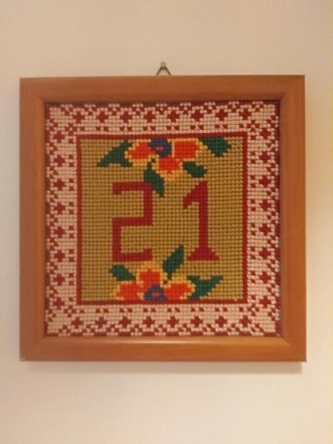 Karavos Hotel 波尔塔里亚 外观 照片