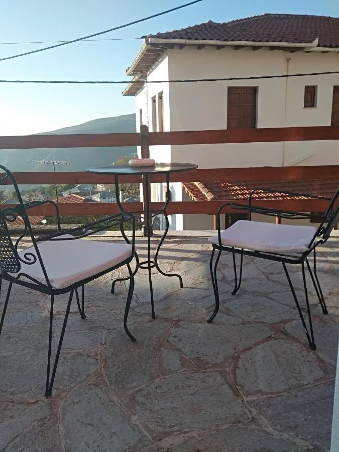 Karavos Hotel 波尔塔里亚 外观 照片