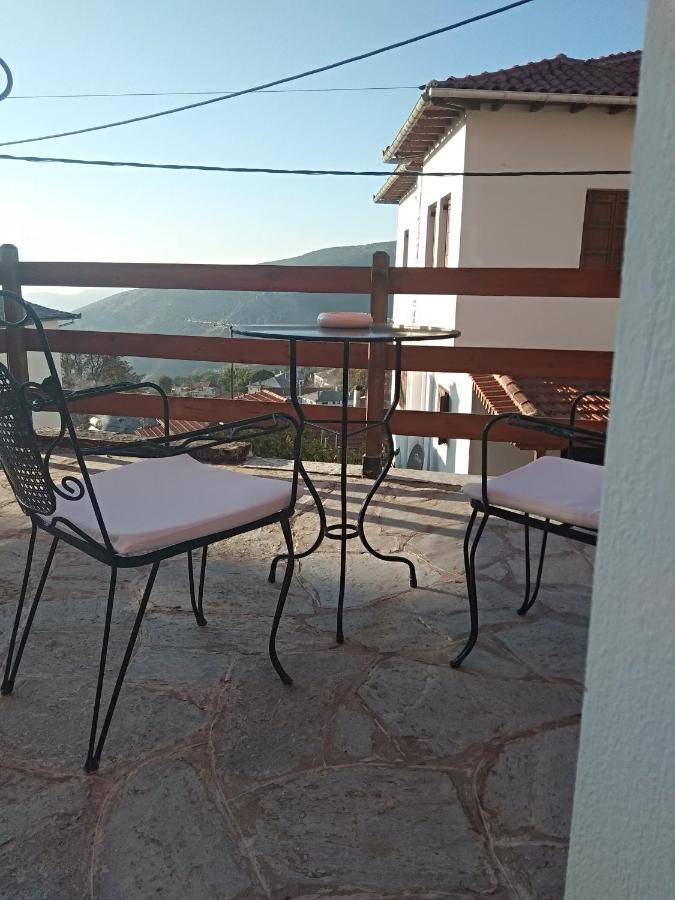 Karavos Hotel 波尔塔里亚 外观 照片