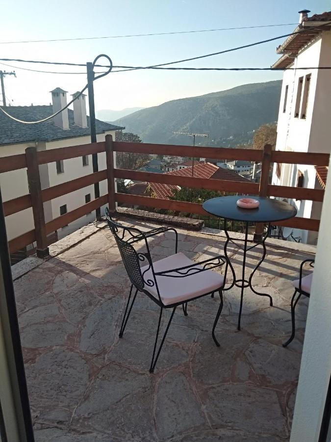 Karavos Hotel 波尔塔里亚 外观 照片